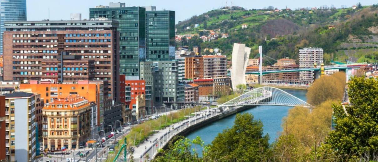 A 5 Minutos Andando Del Casco Viejo, Ayuntamiento, Plaza Circular Y Gran Via De Bilbao Y Proximo A Las 2 Lineas De Metro 外观 照片
