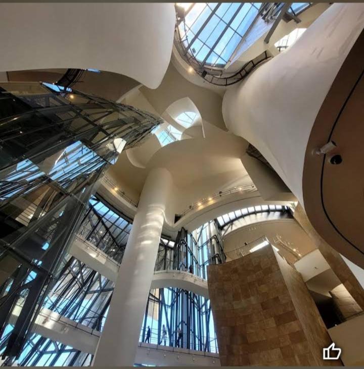 A 5 Minutos Andando Del Casco Viejo, Ayuntamiento, Plaza Circular Y Gran Via De Bilbao Y Proximo A Las 2 Lineas De Metro 外观 照片